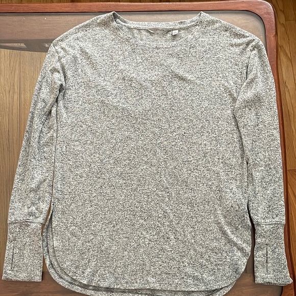 Women's Athleta Lombard long sleeved top size Small. - Picture 1 of 4
